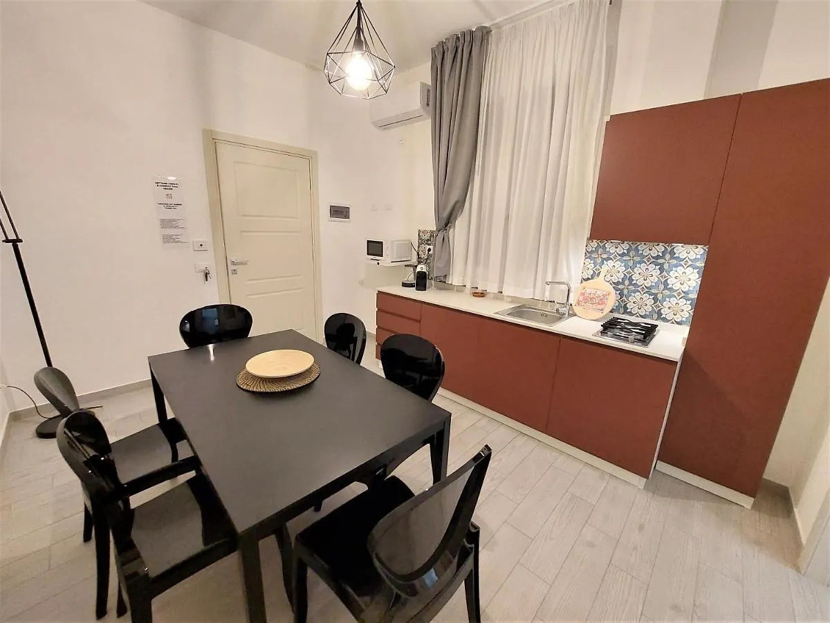 Leone Apartments Palermo Italia